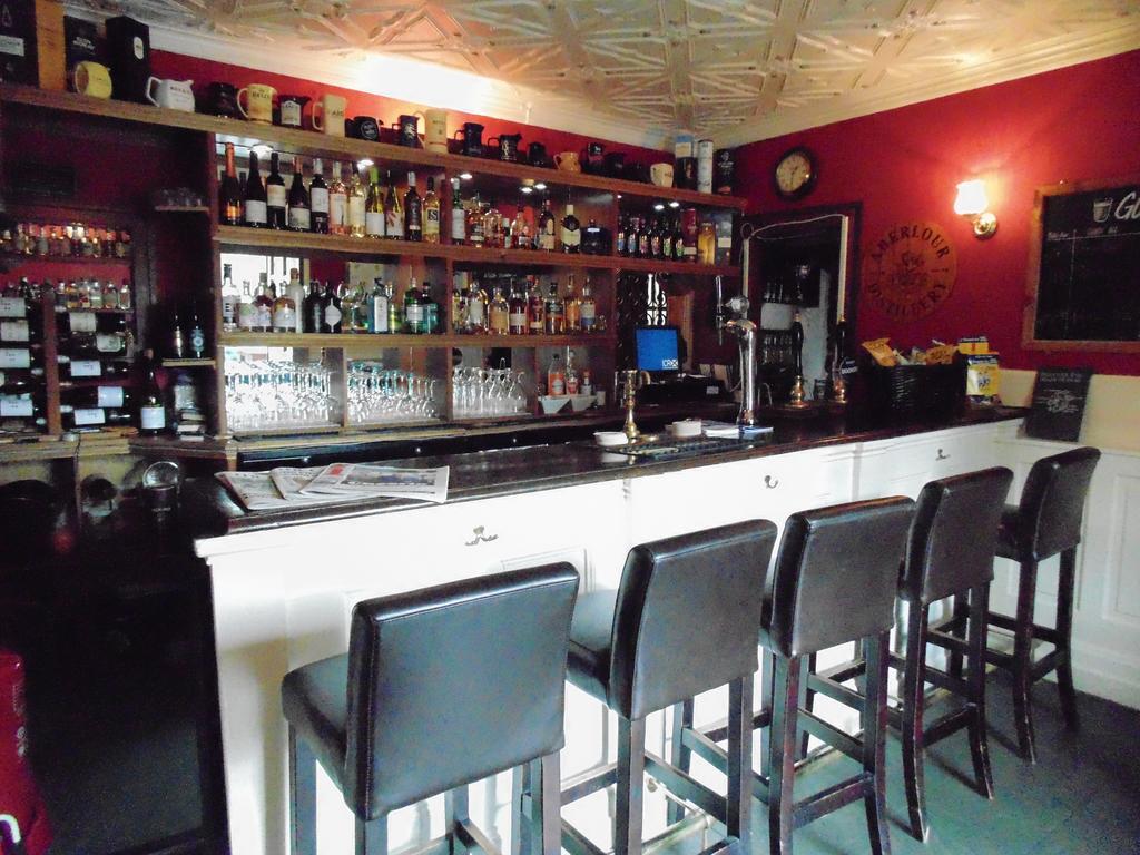 Cedar Inn 爱丁堡 外观 照片