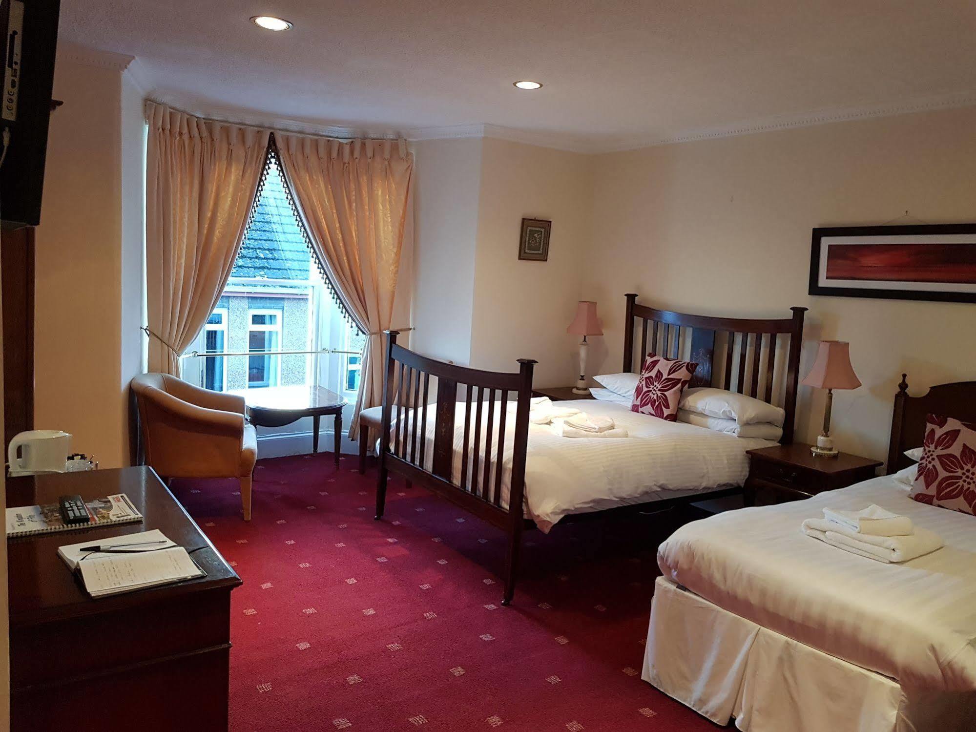 Cedar Inn 爱丁堡 外观 照片